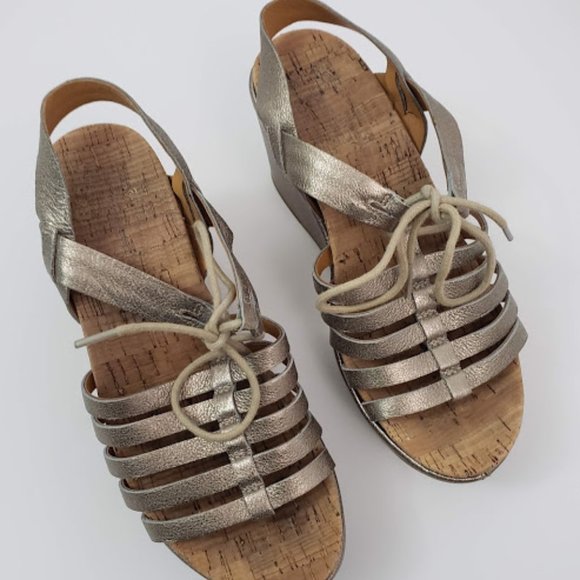 Kork Ease Gold Sandal Wedges with Lace SZ 6M - Picture 4 of 6